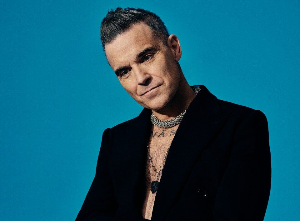 RFTW: Robbie Williams, Madison Beer, MARTIN, Charli xcx...
