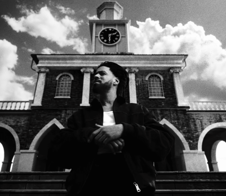 J. Cole er nr. 1 i USA, og overgår Bad Bunnys beste uke