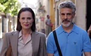 Almodóvar ler av seg selv midt i en "bitter jul"