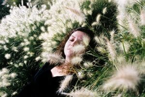 M Train presenta su nuevo single “Sleeping Means Leaving”