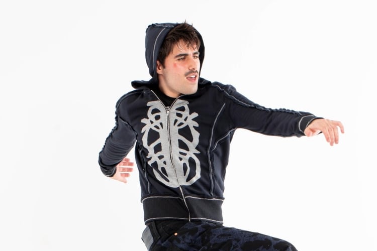 Martin girará con su disco producido por Hidrogenesse