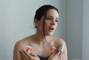 Skille verk og kunstner: Rosalía og Timothée Chalamets uke