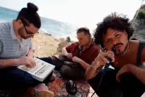 "tictac", el primer sencillo de la nueva etapa de Çantamarta