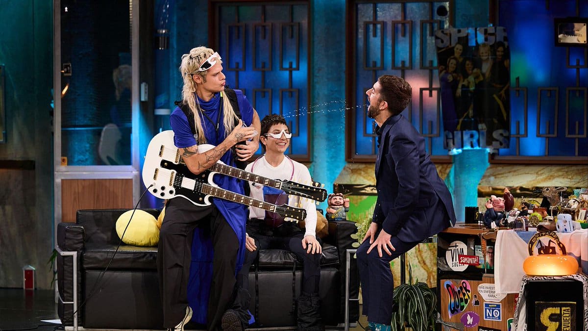 Ca7riel og Paco Amoroso i La Revuelta: humor ute av synkronisering