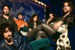 Derby Motoreta comparten “Ef Laló” desde el Teatro Romano de Mérida