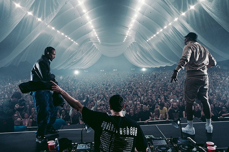 Fred again.. comparte ciento ocho horas de sus shows USB002