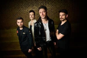 Shinova adelantan “El día que murieron las canciones”