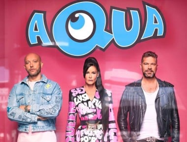 Aqua skilles igjen