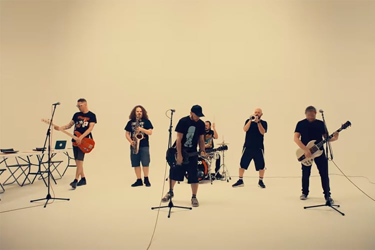 Talco estrenan “Disco Inferno” y anuncian fechas españolas