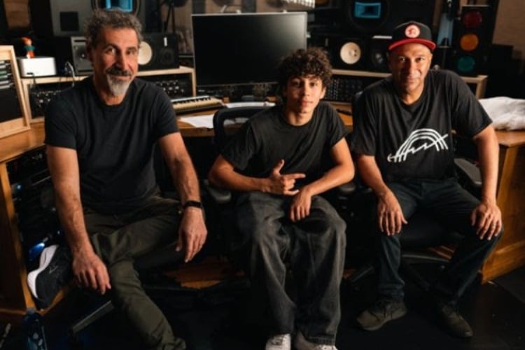 Tom Morello (RATM), single junto a Serj Tankian y Roman Morello
