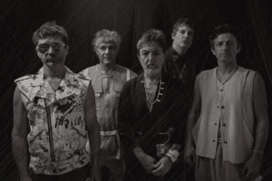 Babasónicos presentan “Cuerpos Vol. 1” en festivales españoles