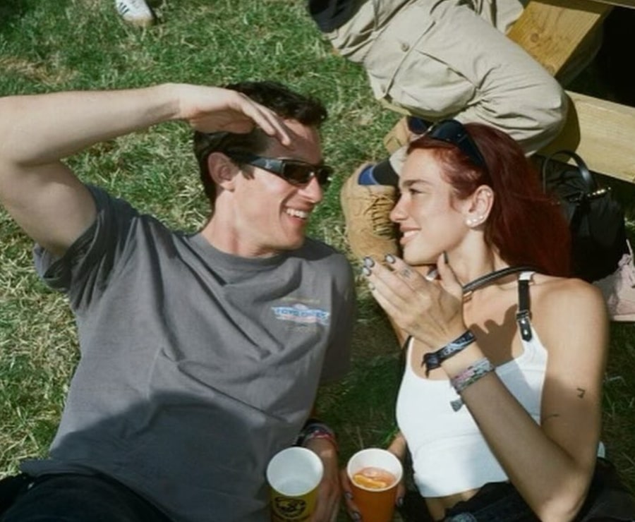 Dua Lipa og Callum Turner gifter seg i London: bilder