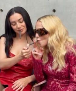 Madonna og Charli XCX røyker fredspipe ... hvis de kjempet