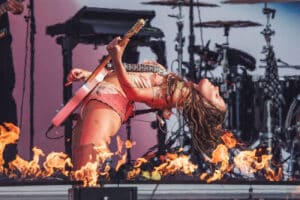 Halsey og det uvanlige Twenty One Pilots-showet feier alt i Mad Cool