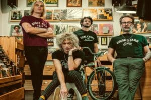 Los Zigarros le gritan al orden con “El mundo es cosa de hombres”