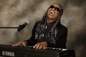 Stevie Wonder revela temas inéditos de “Songs in the Key of Life”