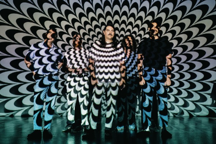 Estrenamos el segundo adelanto de “Love is a Muscle” de Rüdiger