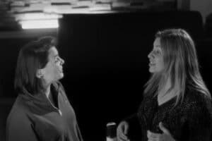 Anne Etchegoyen junto a Leire Martínez en “Zabal”